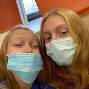 Meet your Posher, Abby